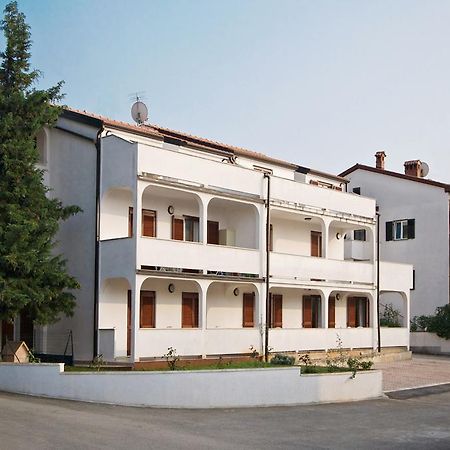Apartments Ava Poreč Exterior foto